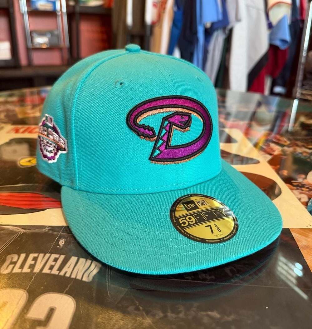 New Era Arizona Diamondbacks 2001 World Series Size 7 3/8 Fitted Hat